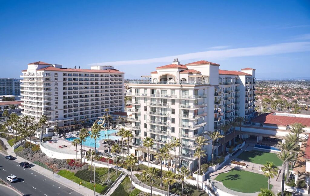 The Waterfront Beach Resort, A Hilton Hotel - Image 1
