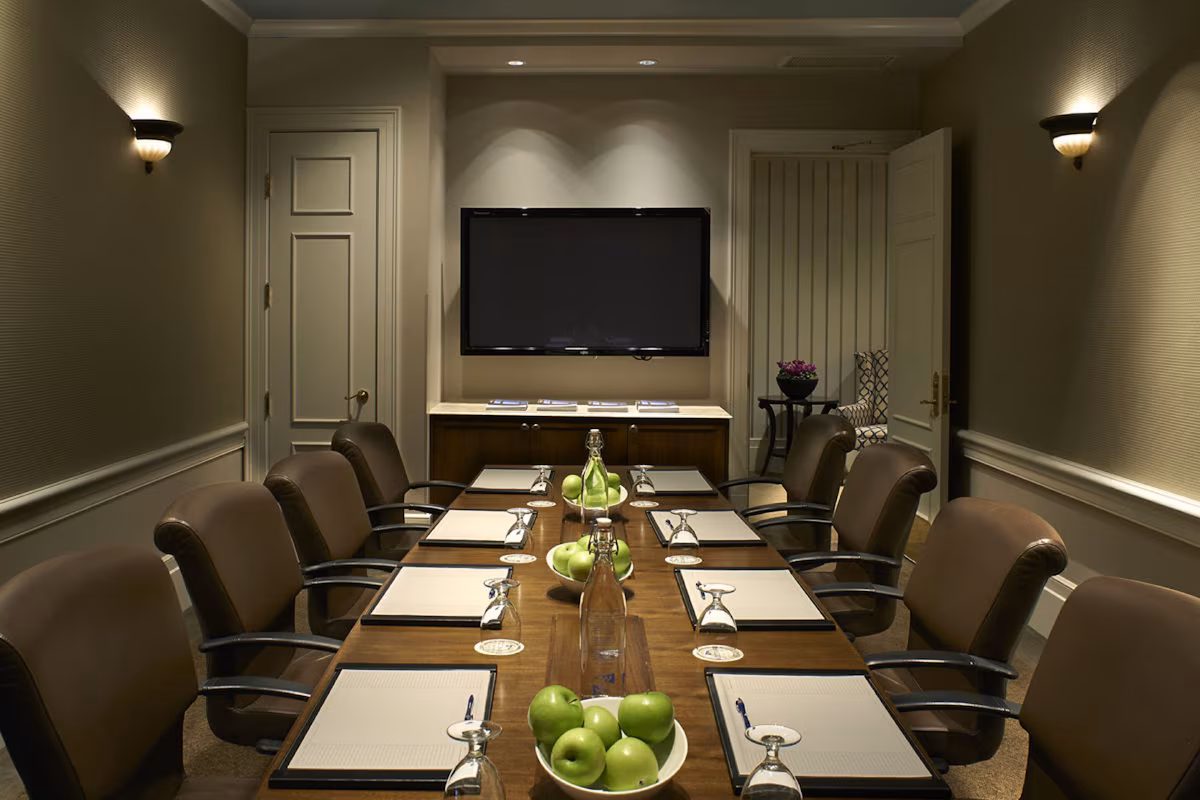 The Woodmark Hotel & Still Spa on Lake Washington - Image 4