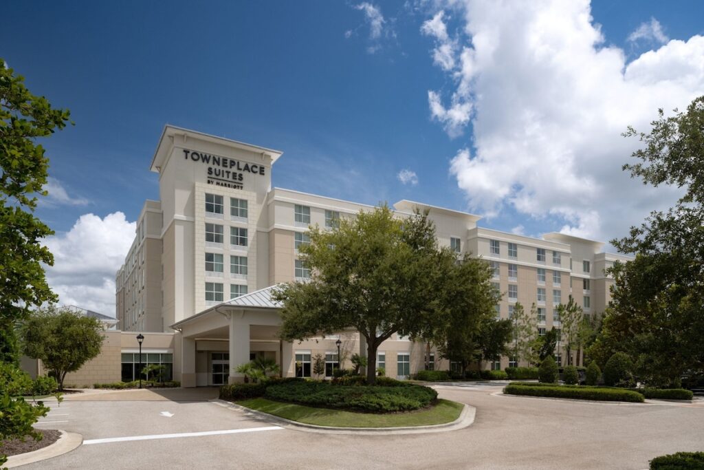 TownePlace Suites Orlando at FLAMINGO CROSSINGS® Town Center/Western Entrance - Image 2