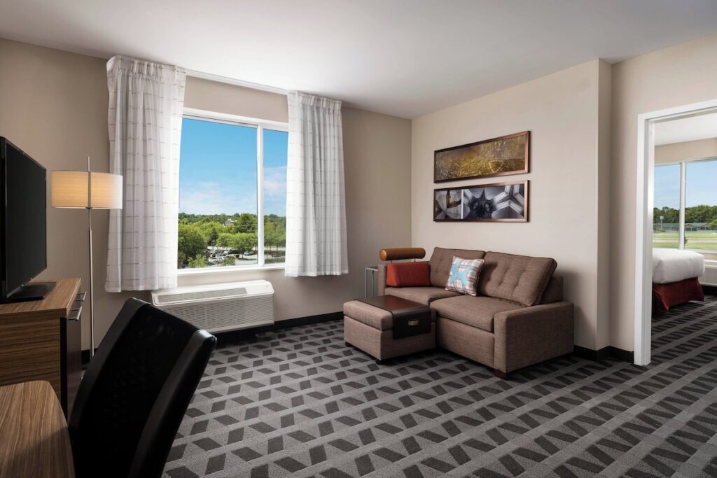 TownePlace Suites by Marriott Memphis Olive Branch - Image 4