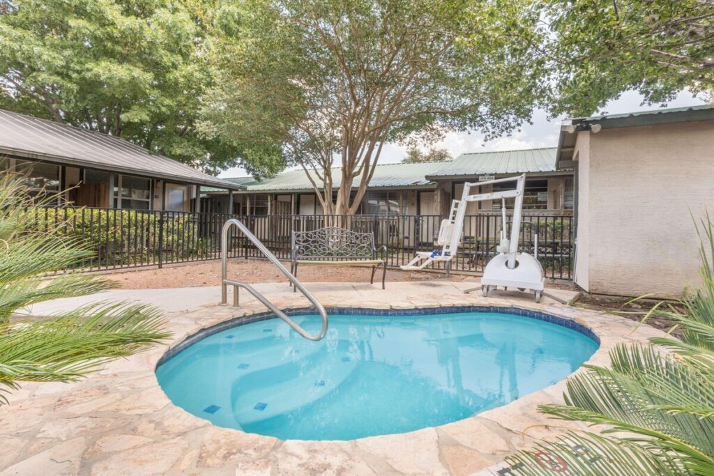 Travelodge by Wyndham San Antonio Downtown Northeast - Image 3