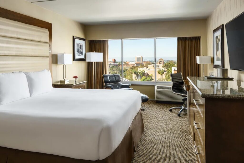 USC Hotel - Image 2