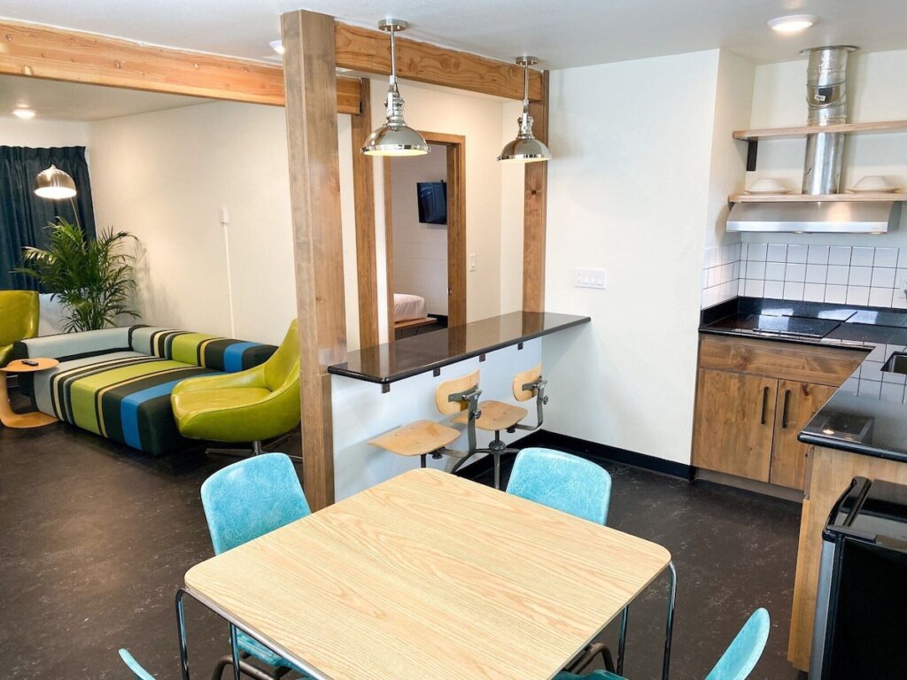 University Inn and Suites Eugene - Image 4