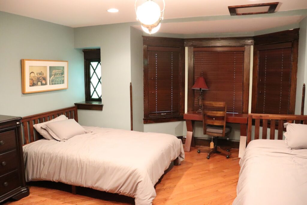 VAAST Bed & Breakfast - Image 3