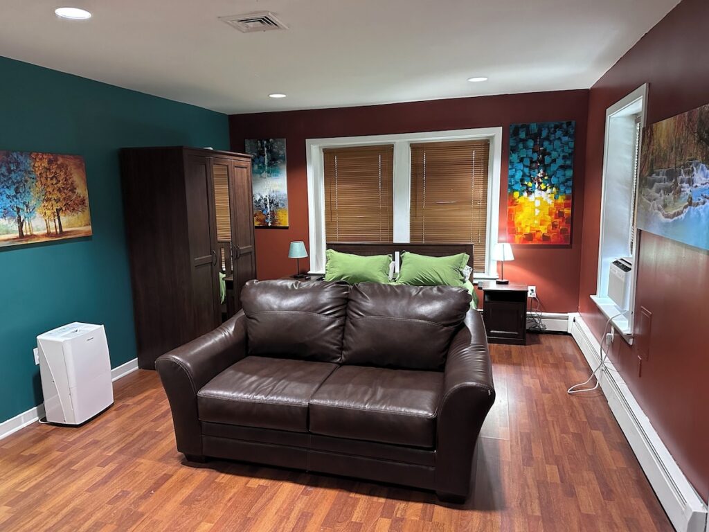 VAAST Bed & Breakfast - Image 2