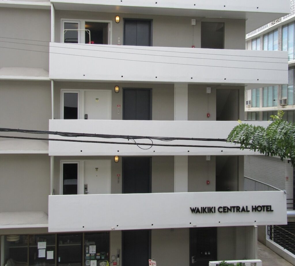 Waikiki Central Hotel - No Resort Fees - Image 2