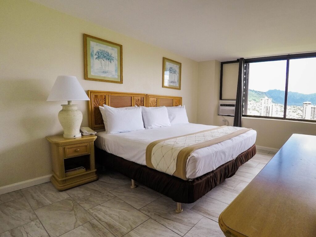 Waikiki Monarch Hotel - Image 5