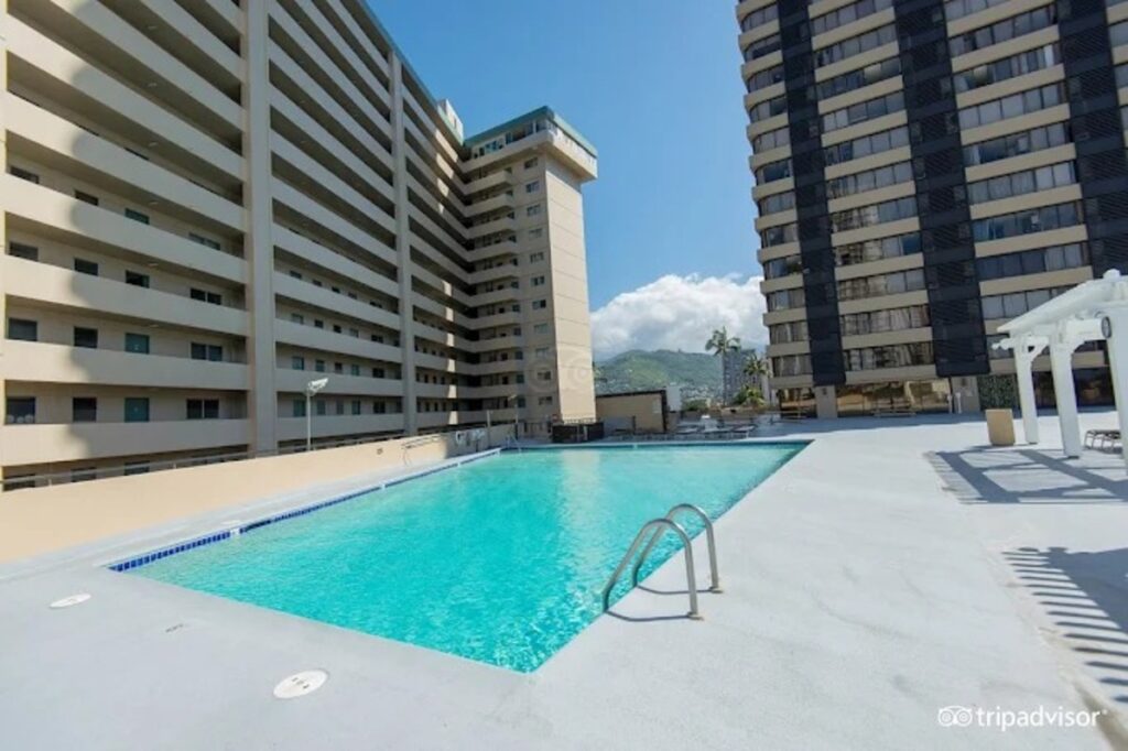 Waikiki Monarch Hotel - Image 3