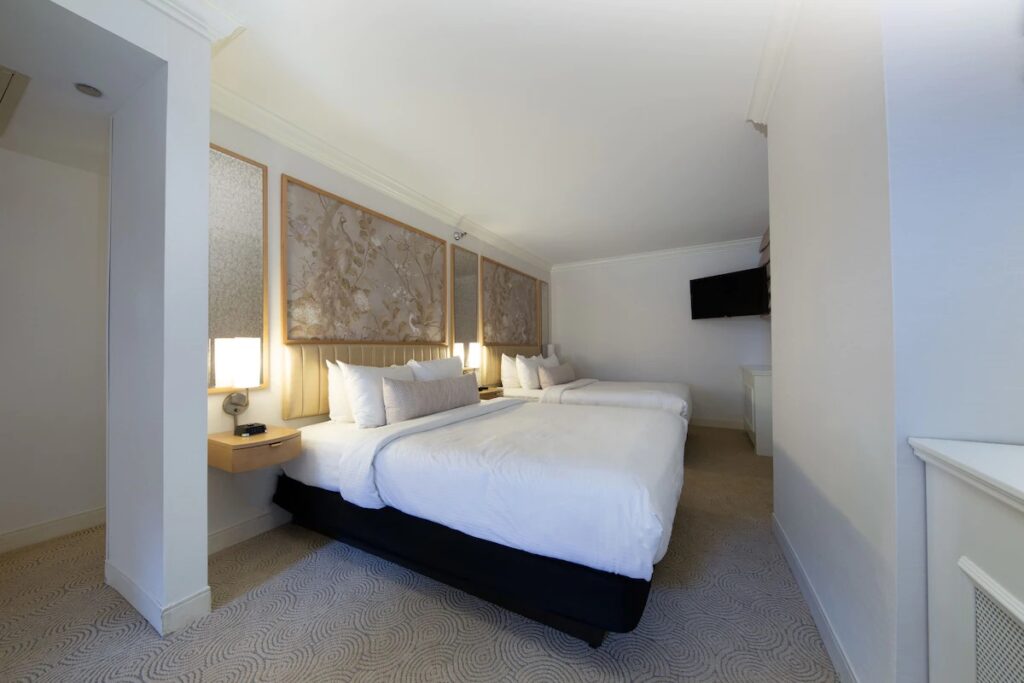 Warwick Allerton Chicago - Image 3