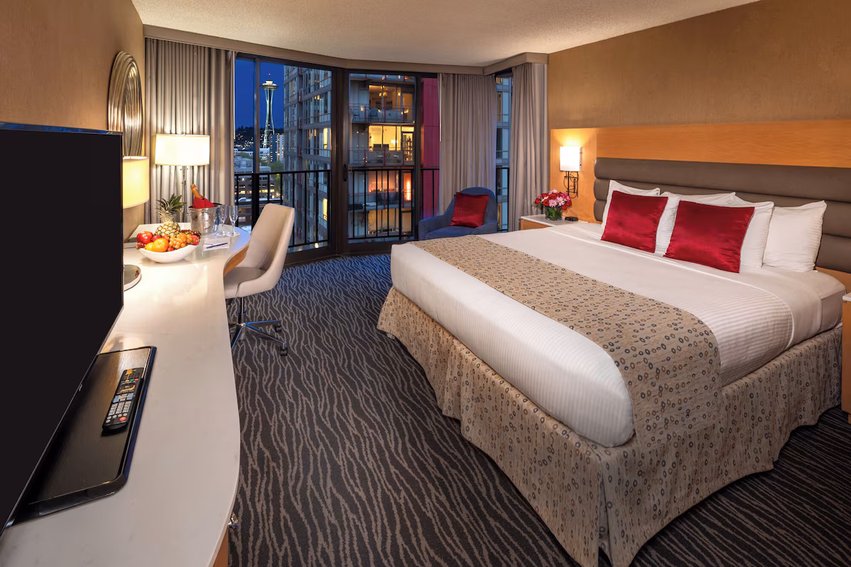 Warwick Seattle - Image 3