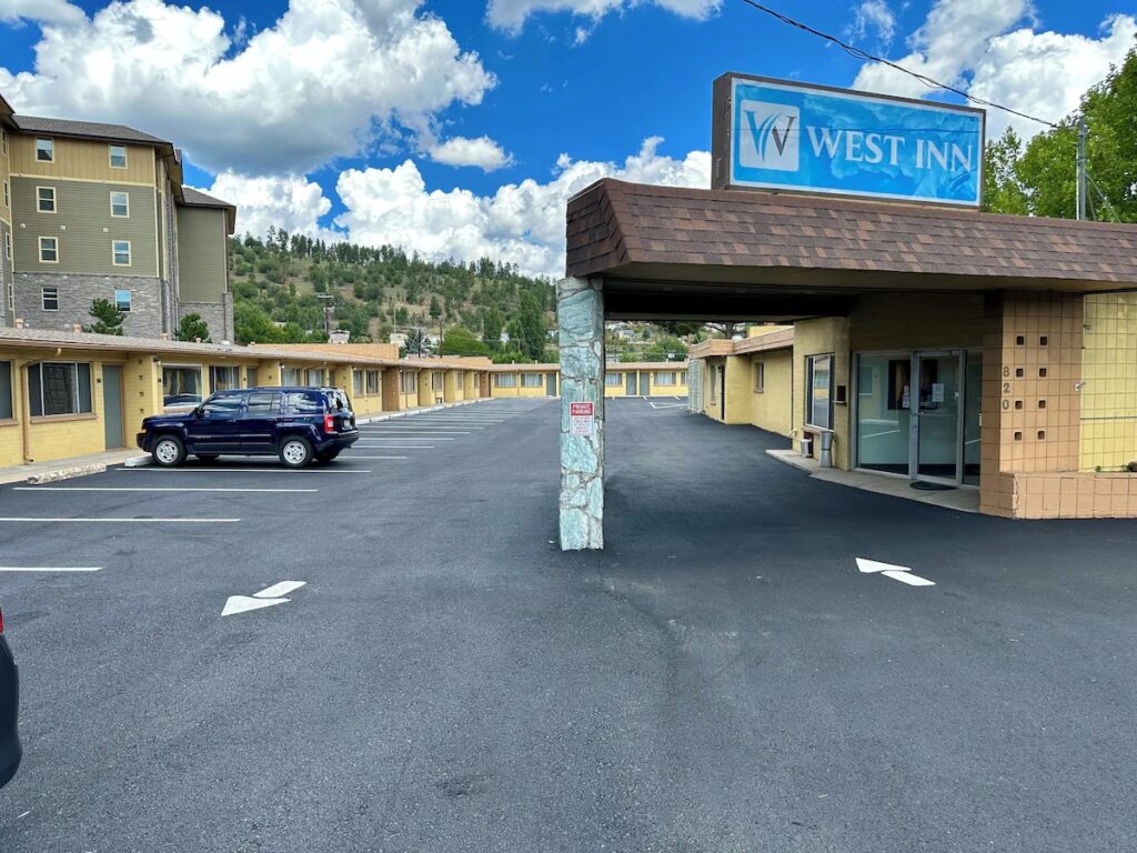 West Inn NAU - Downtown Flagstaff