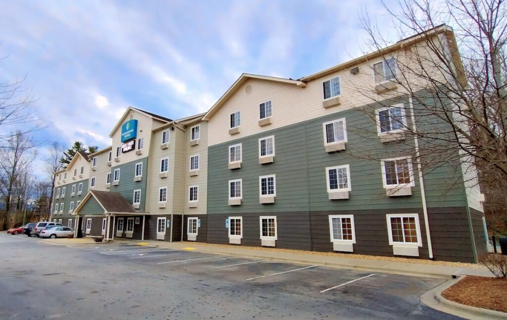 WoodSpring Suites Asheville - Biltmore West - Image 2