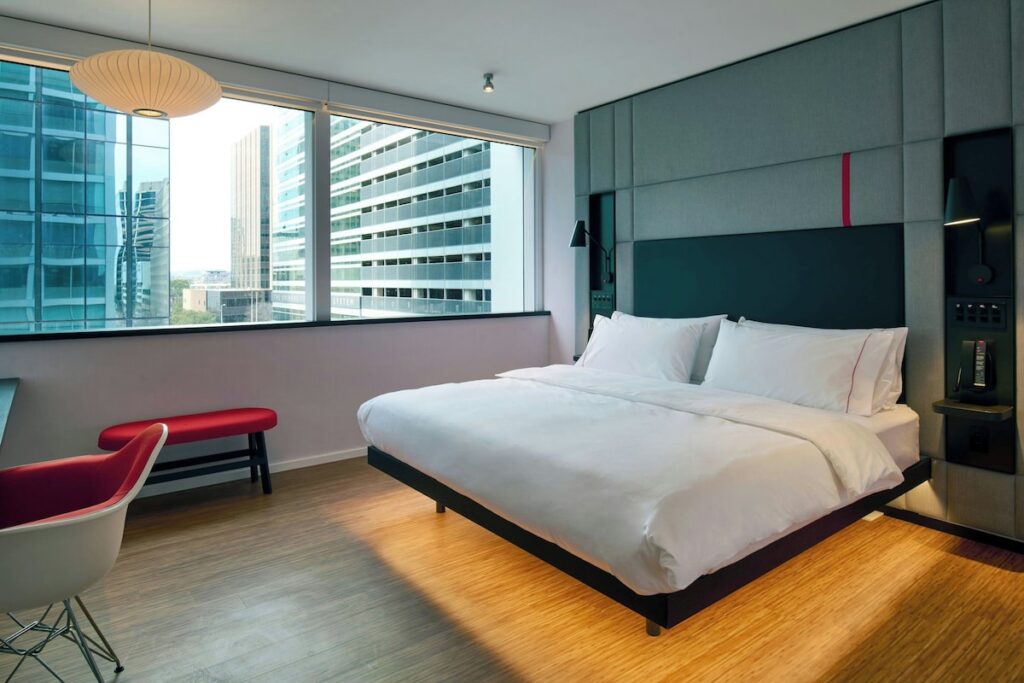 citizenM Austin Downtown - Image 6