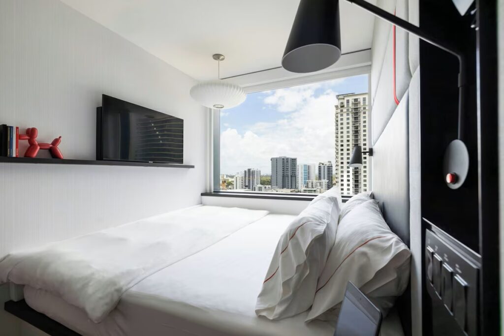 citizenM Miami Brickell - Image 2