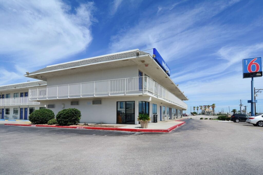 Motel 6 Galveston, TX Seawall