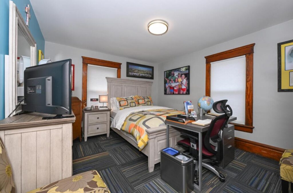 Berrodin Bed & Breakfast - Image 1