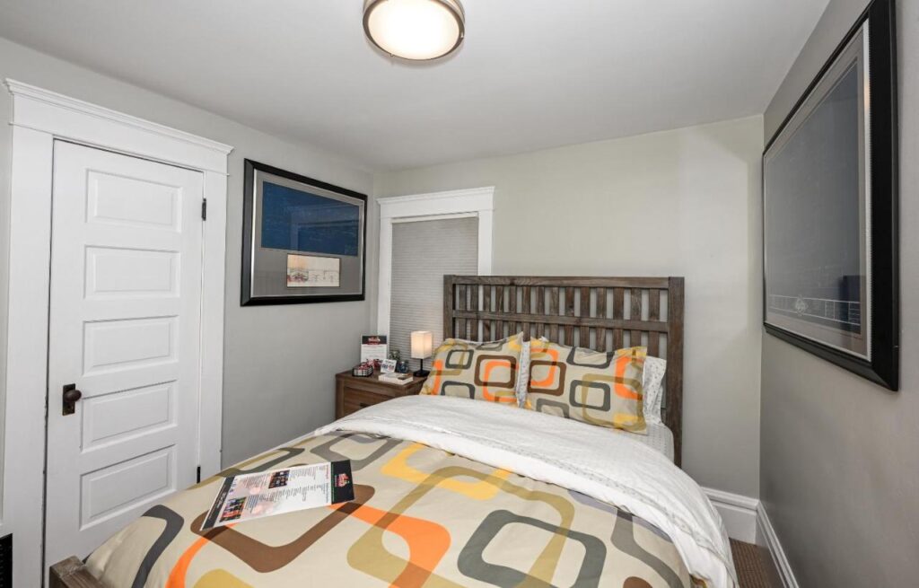 Berrodin Bed & Breakfast - Image 2