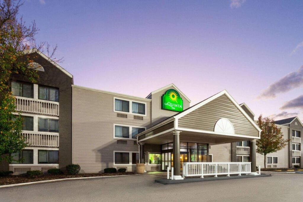La Quinta Inn by Wyndham Cleveland Independence - Image 1