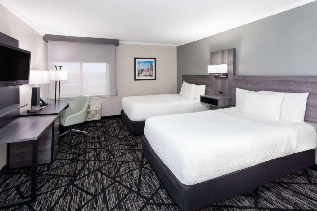 La Quinta Inn by Wyndham Cleveland Independence - Image 2