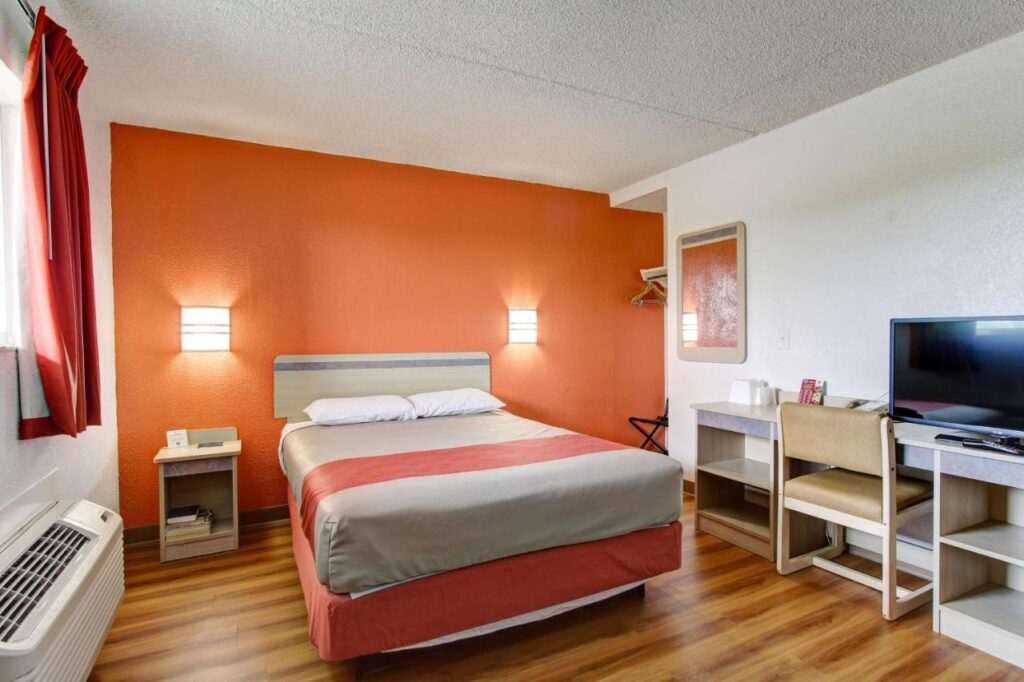 Motel 6-North Ridgeville, OH - Cleveland Intl Airport - N Ridgeville - Image 4