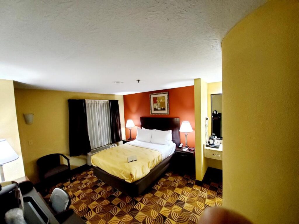 Quality Inn Brunswick Cleveland South - Image 1