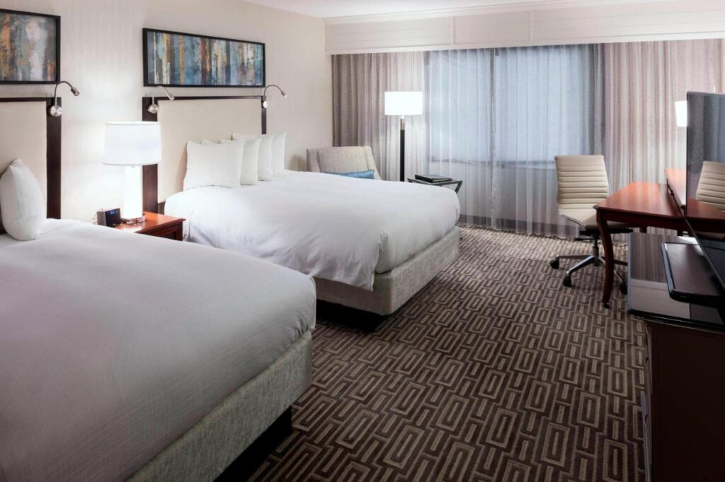 Fairfax Marriott at Fair Oaks - Image 4