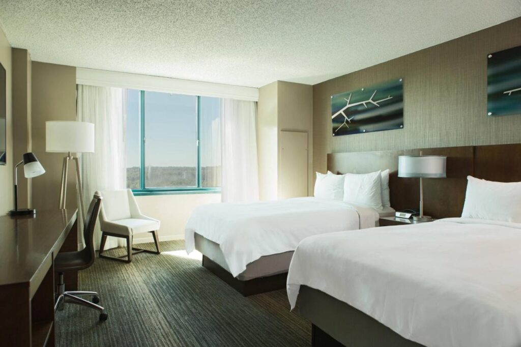 Falls Church Marriott Fairview Park - Image 4