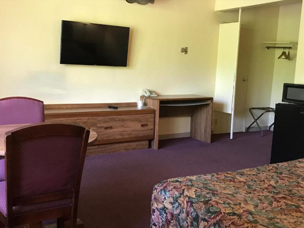 Allenwood Motel - Image 3