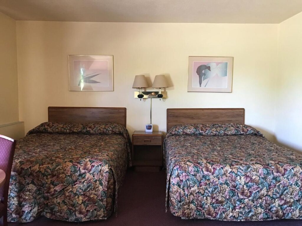 Allenwood Motel - Image 4
