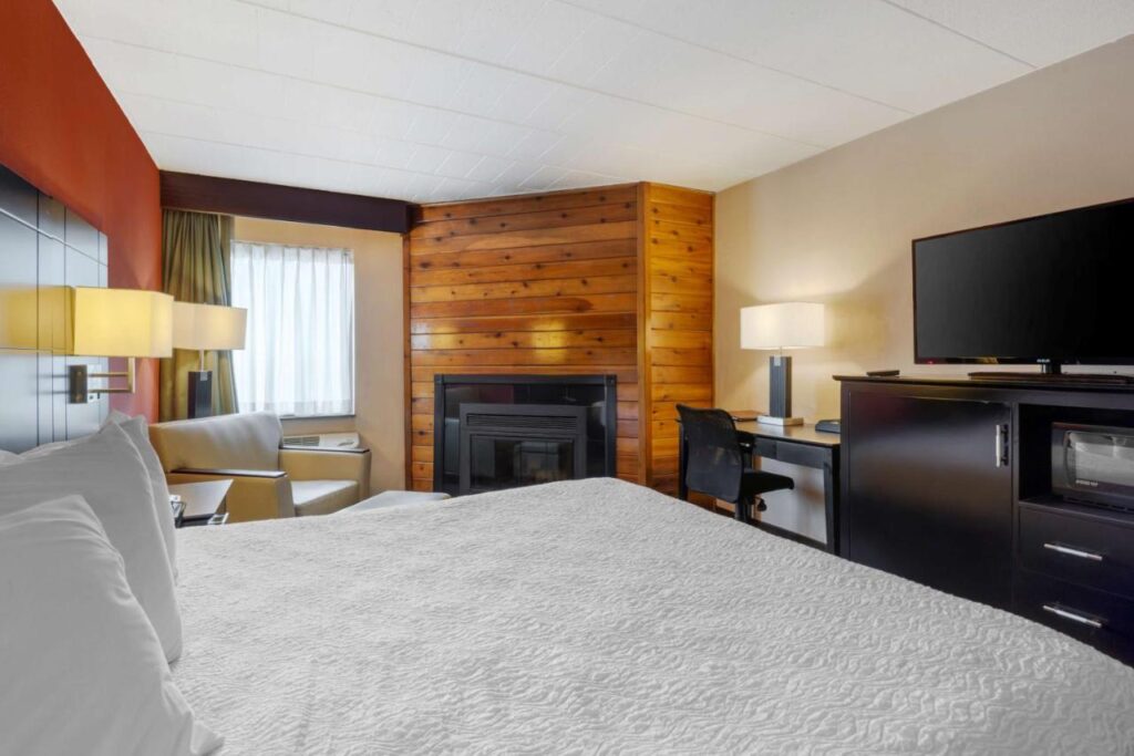 BEST WESTERN PLUS Poconos - Image 2