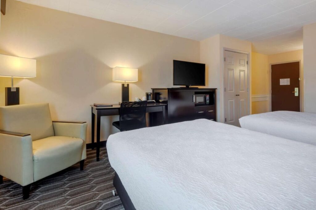 BEST WESTERN PLUS Poconos - Image 6