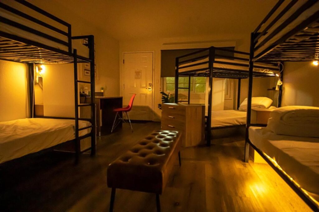 Bposhtels Anaheim - Image 2