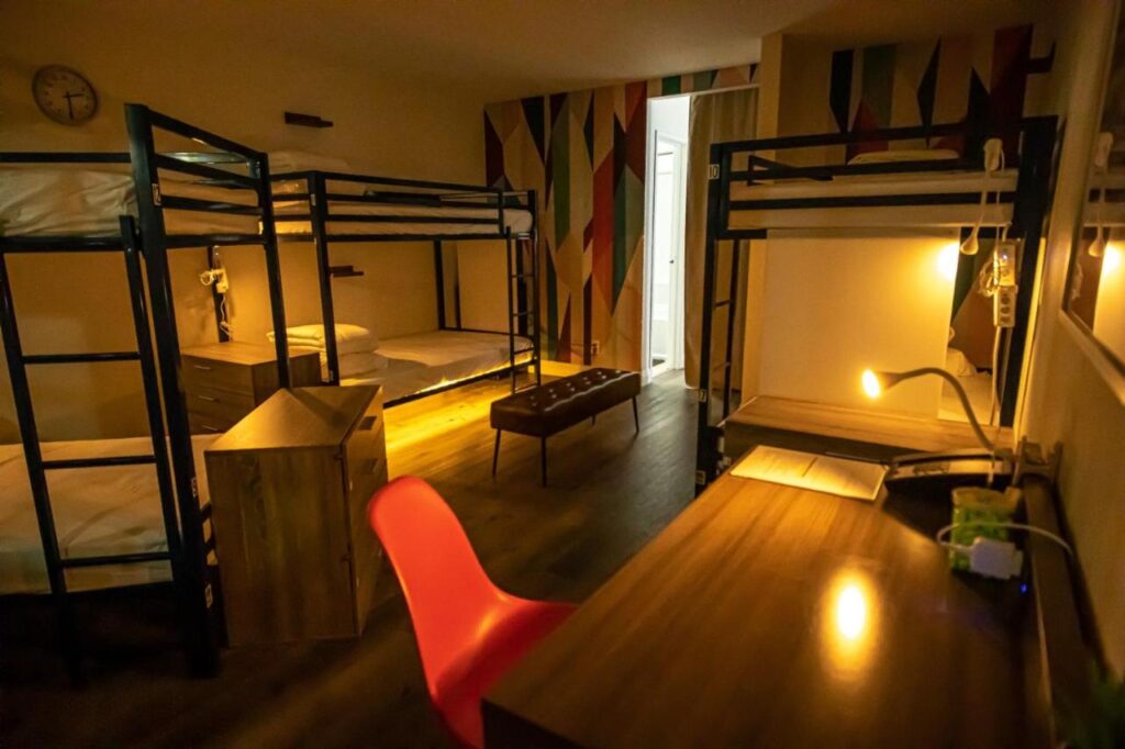Bposhtels Anaheim - Image 3