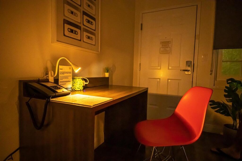 Bposhtels Anaheim - Image 4