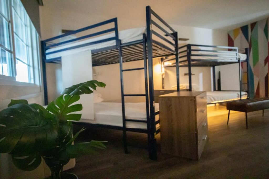 Bposhtels Anaheim - Image 5