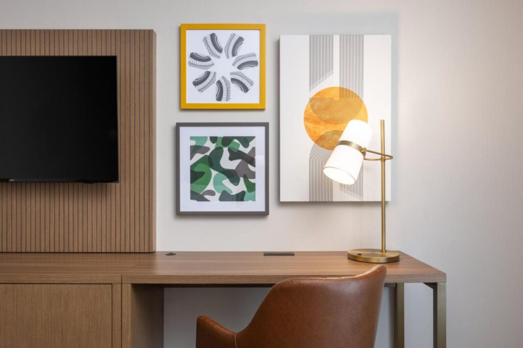 Holiday Inn & Suites Monterey Park – Los Angeles by IHG - Image 3