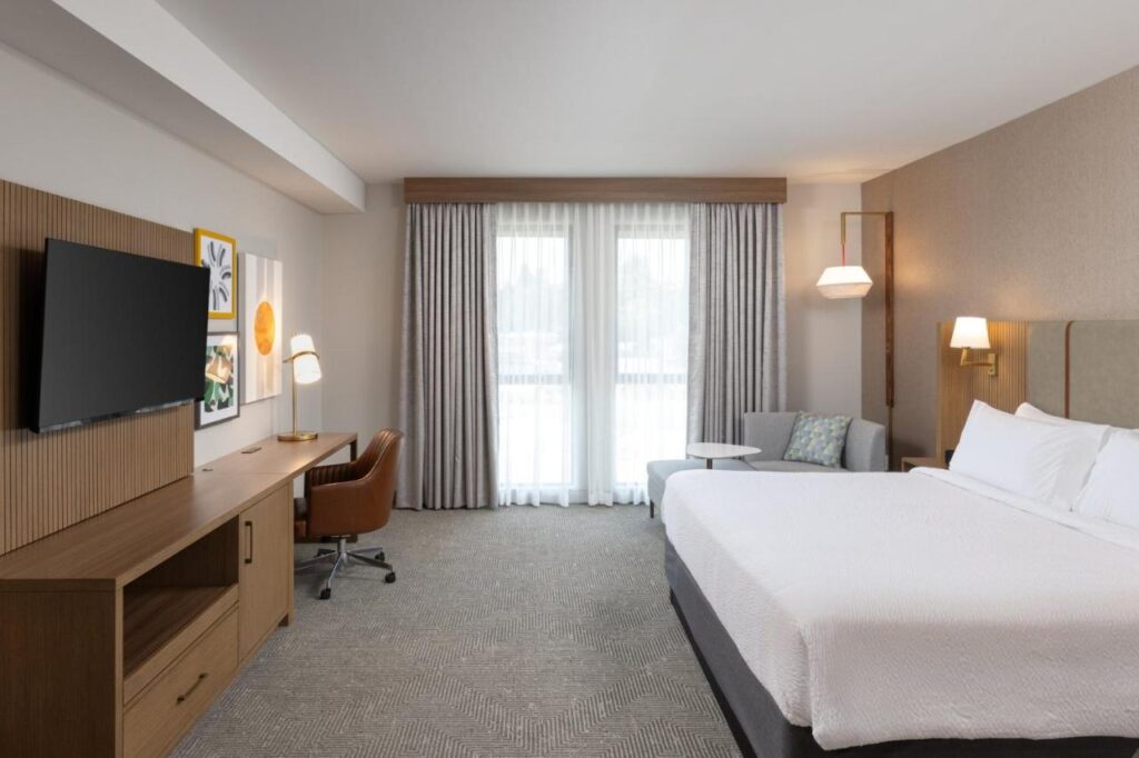 Holiday Inn & Suites Monterey Park – Los Angeles by IHG - Image 5