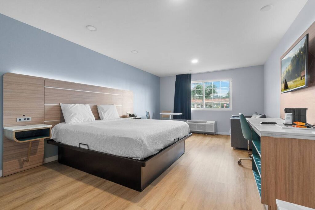 Travelodge by Wyndham Fairplex Pomona - Image 2