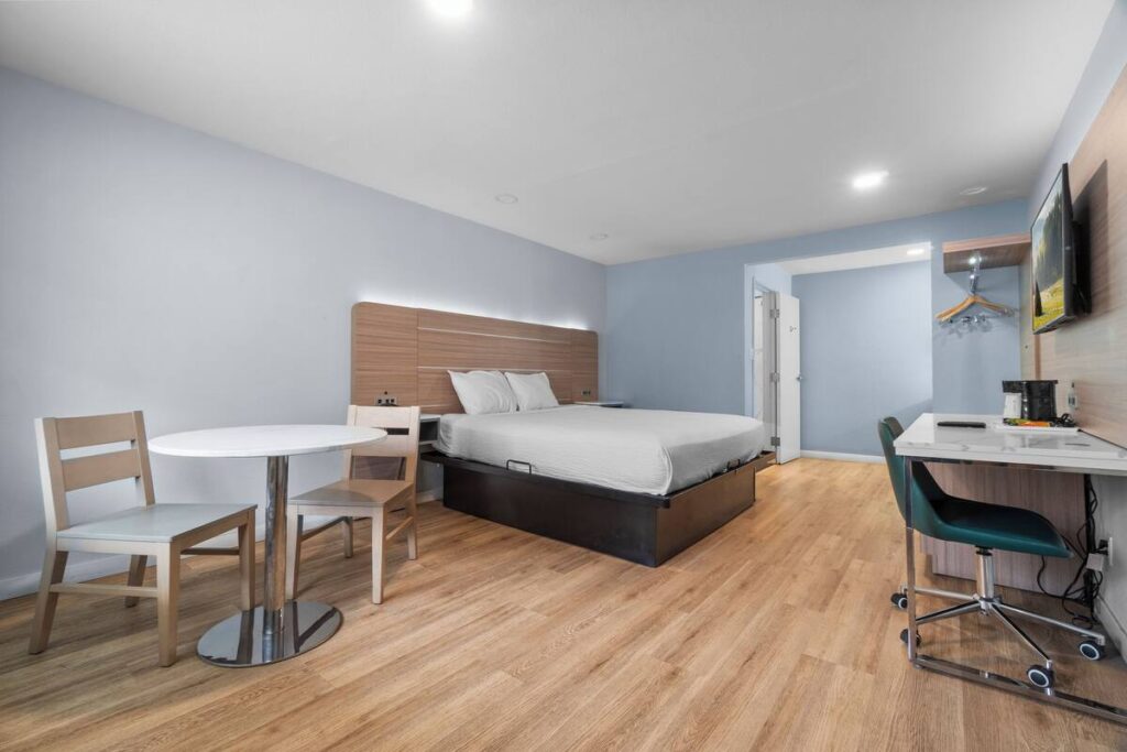 Travelodge by Wyndham Fairplex Pomona - Image 4