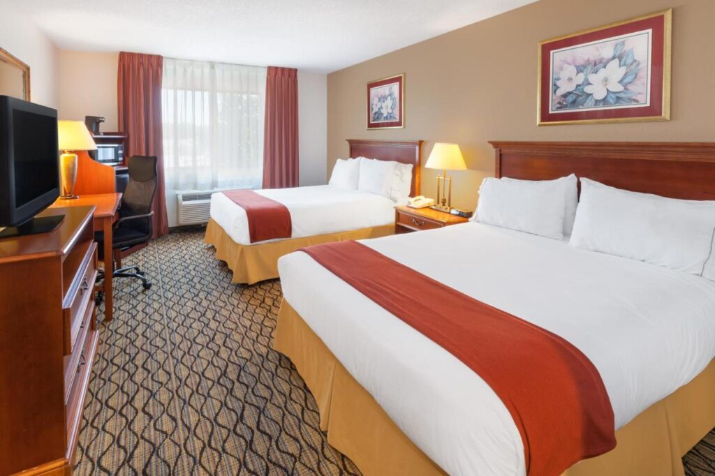 Baymont by Wyndham Chelsea - Image 3