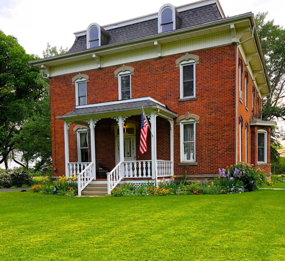 The Vine Bed & Breakfast, LLC - Image 1