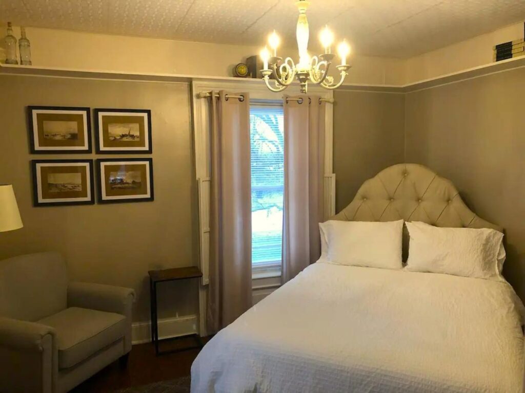The Vine Bed & Breakfast, LLC - Image 4