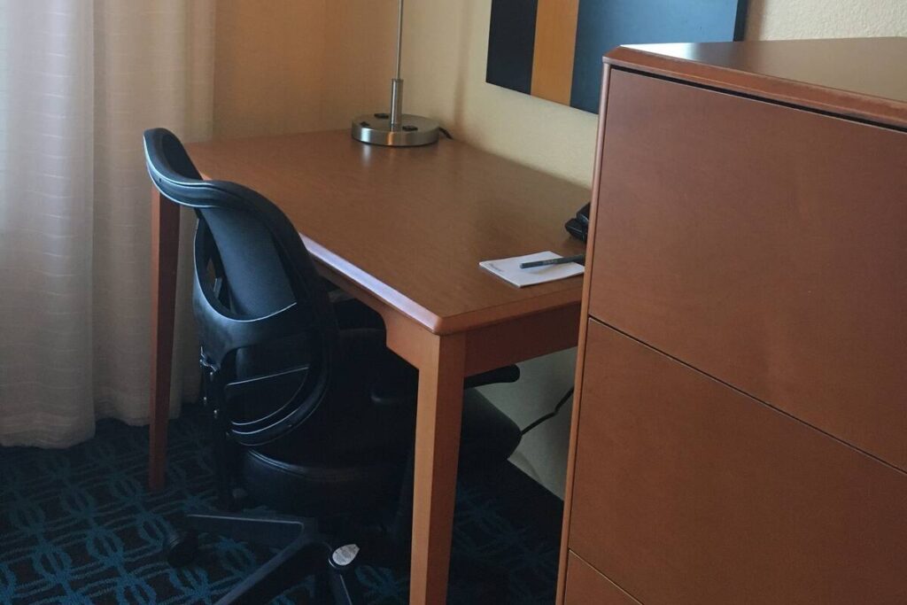 Fairfield Inn and Suites by Marriott Dallas Mansfield - Image 4