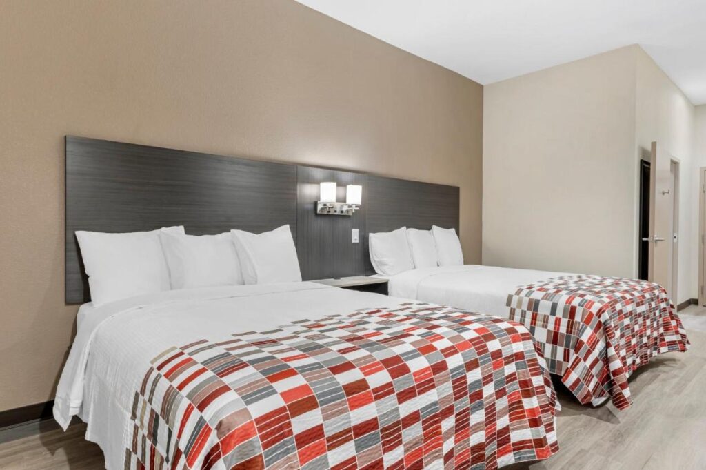 Red Roof Inn Hutchins - Image 5