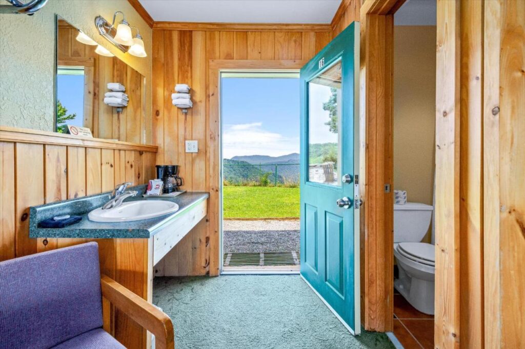 Green River Lodge - Image 6