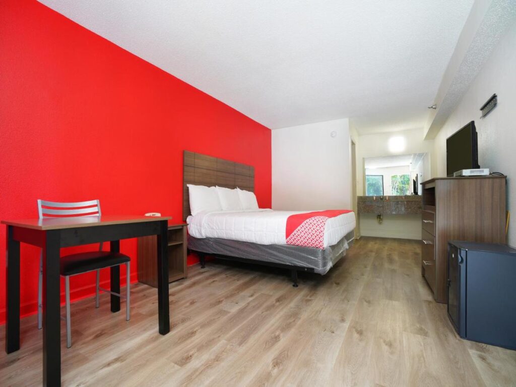 OYO Hotel Decatur I-285 The Perimeter - Image 3