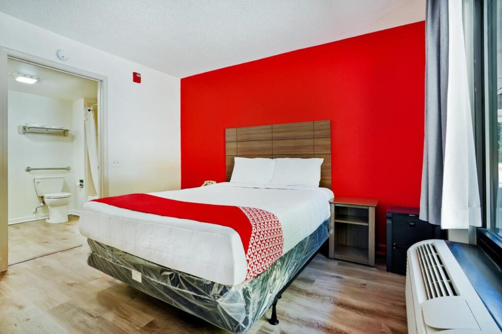 OYO Hotel Decatur I-285 The Perimeter - Image 6