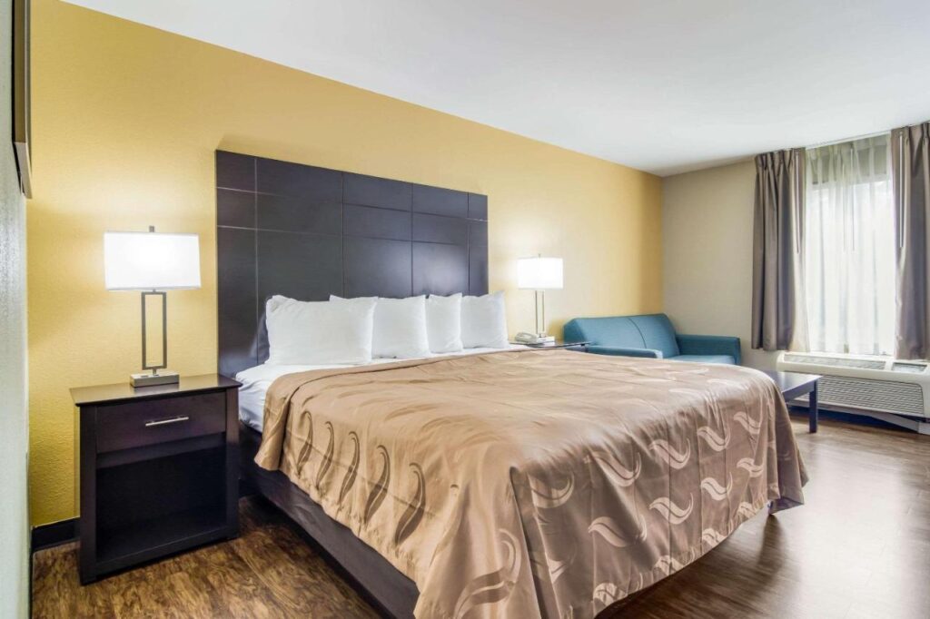 Quality Inn & Suites Canton, GA - Image 5