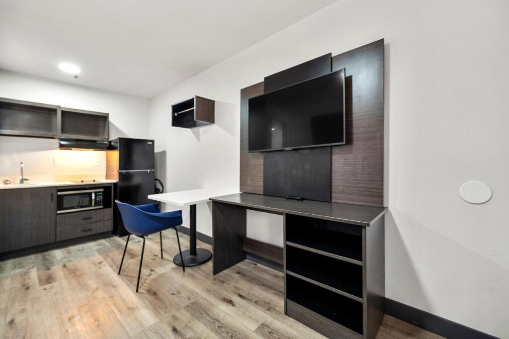 Southern Suites Douglasville - Image 5