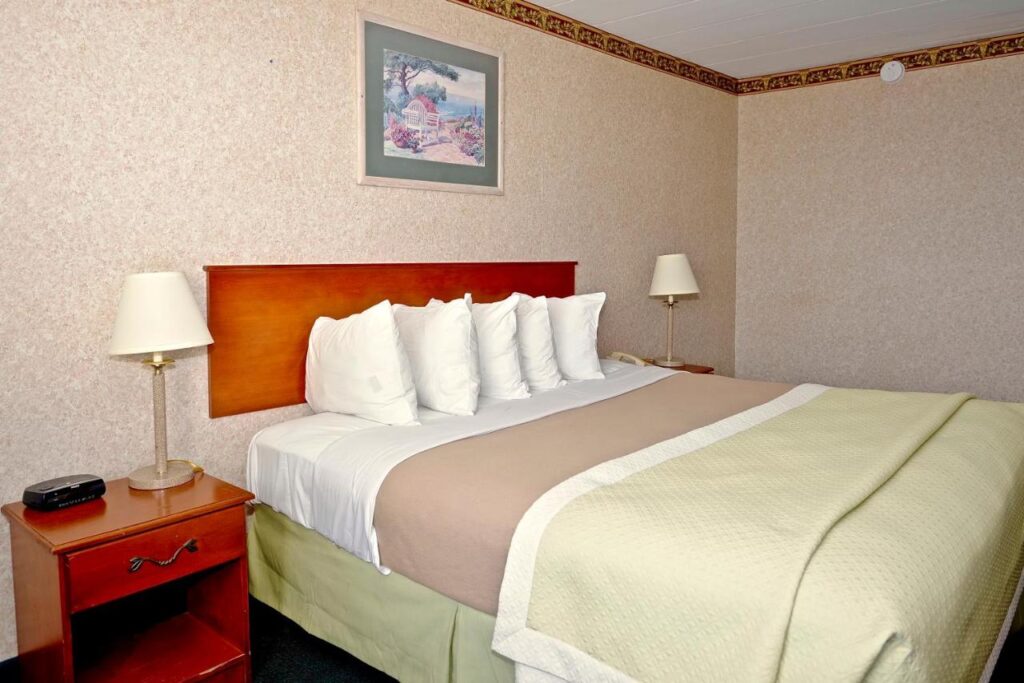 Days Inn by Wyndham Atlantic City Beachblock - Image 2
